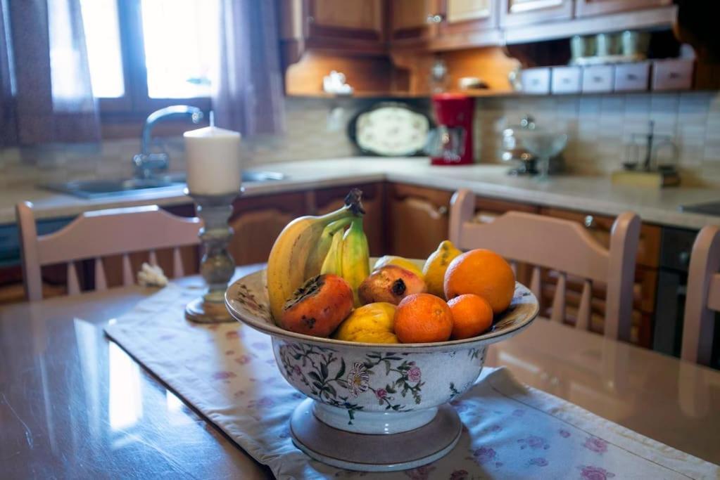 Ellie'S Vintage House Leilighet Galaxídhion Eksteriør bilde